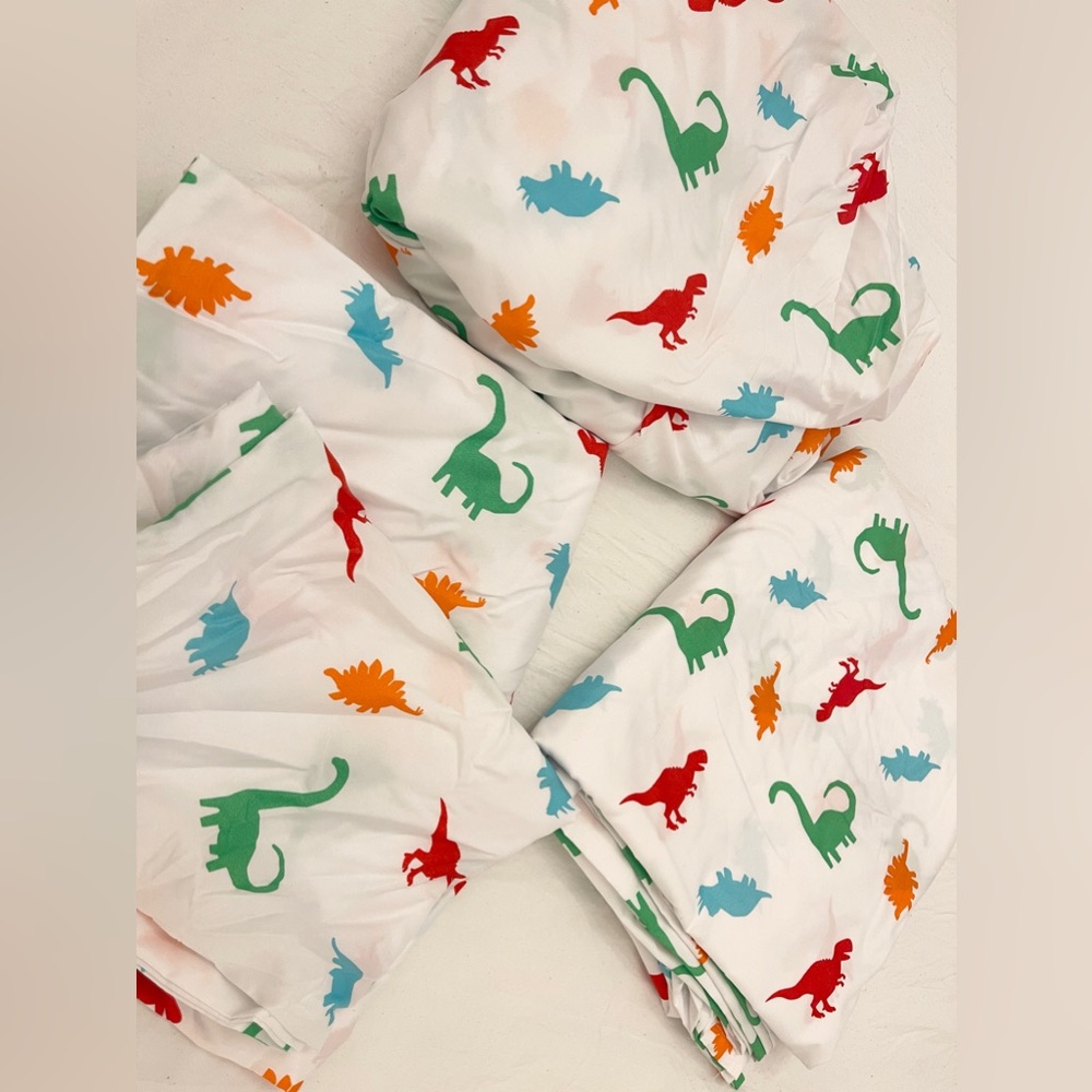 NWOB  Kids Full Size Sheet Set